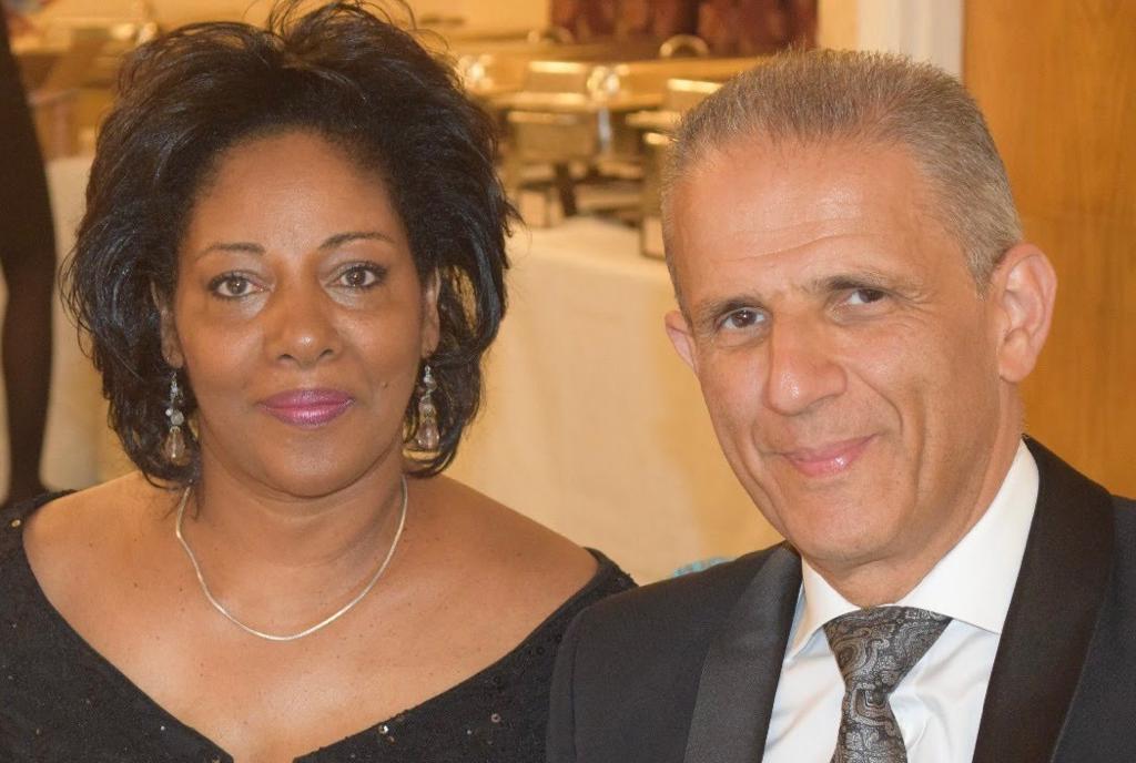 An image of UW partner Phil and Caroline Snelman