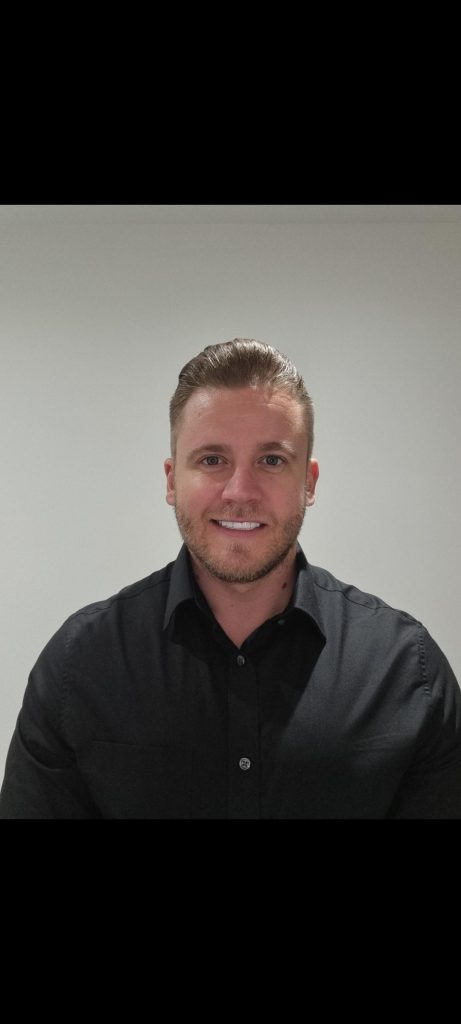 An image of UW partner Shaun White