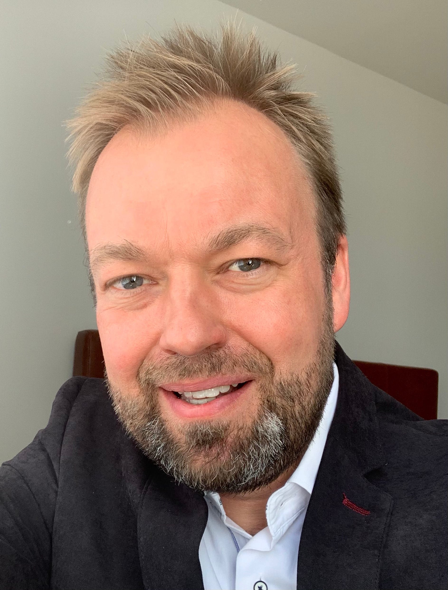 An image of UW partner Mariusz Kusinski