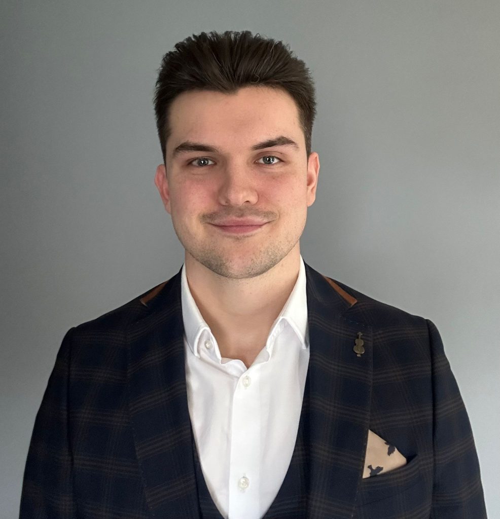 An image of UW partner Carter Murphy