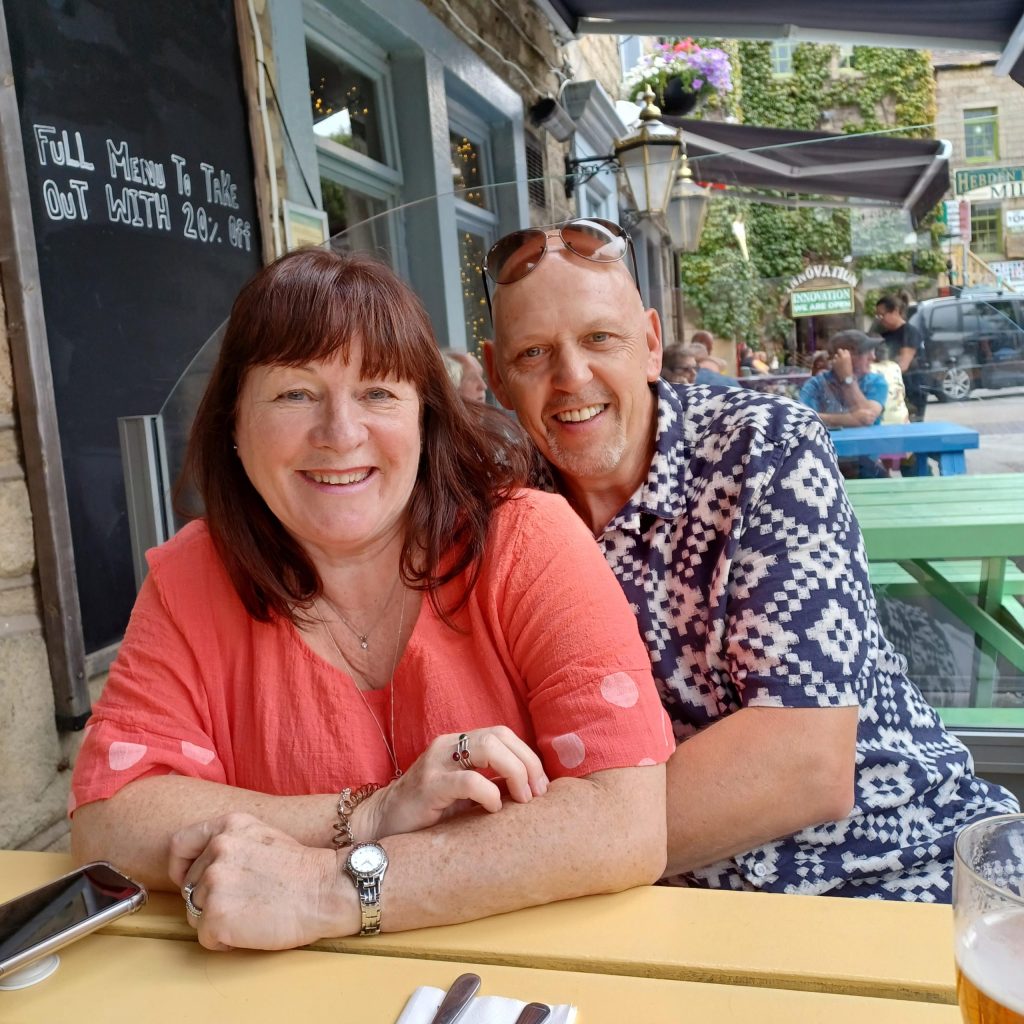 An image of UW partner Ian and Francesca Kay