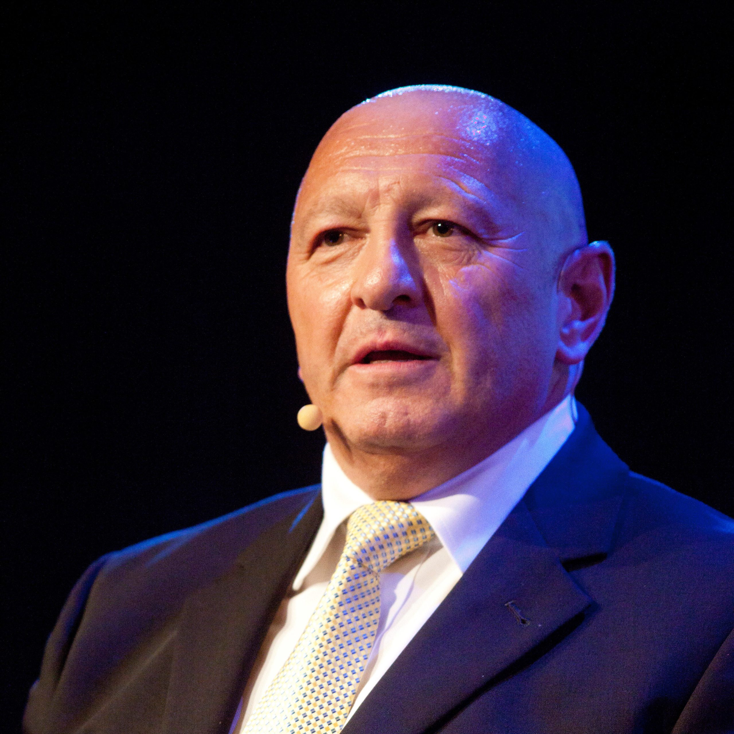 An image of UW partner Stephen and Leslie Longworth