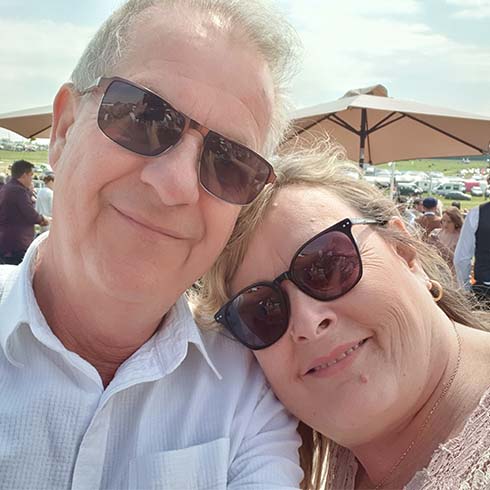 An image of UW partner Paul and Sandra Janman