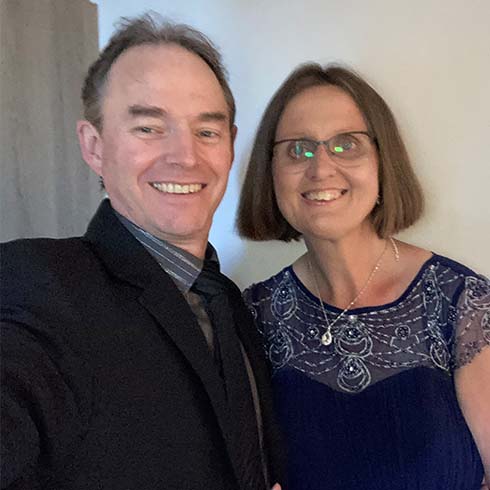 An image of UW partner Sydney and Helen James