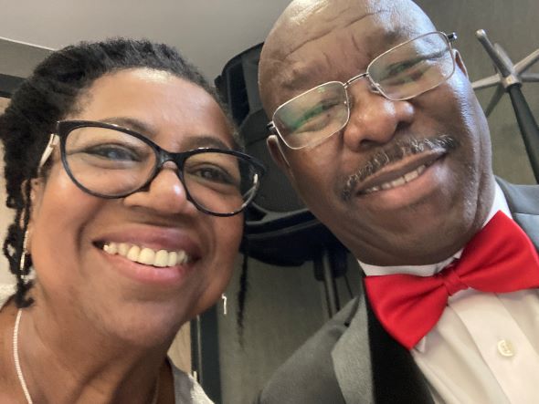 An image of UW partner Herbert and Judith Samuels