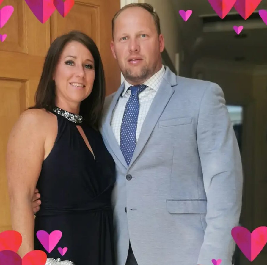 An image of UW partner Stefan and  Laura Schmitt