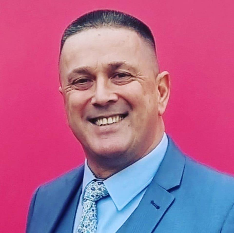 An image of UW partner Simon Delaney