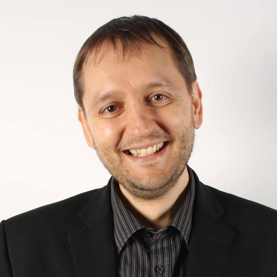 An image of UW partner Dez Futak